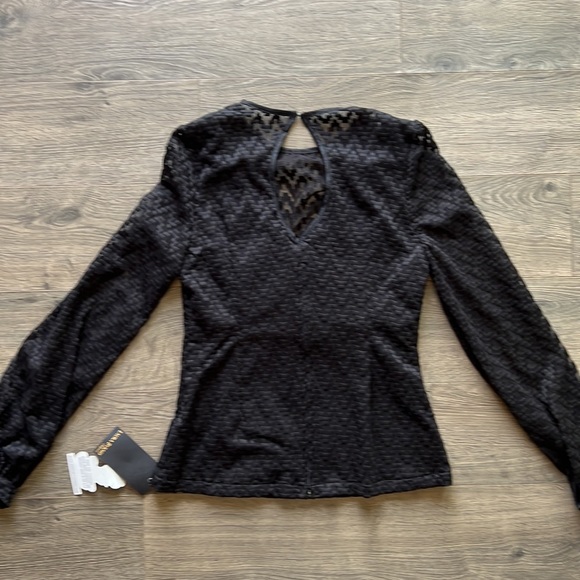 LauraByrnes 2016 fall collection top - Picture 8 of 11